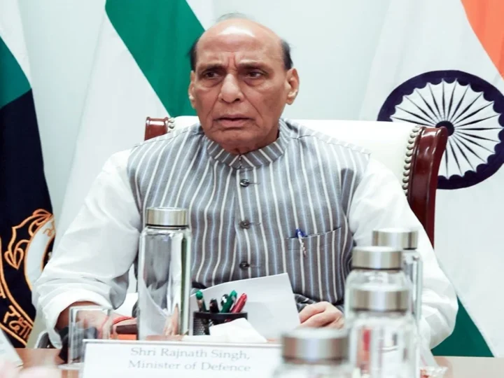 PM Modi की अपील का बड़ा असर, Rajnath Singh ने छोटा किया अपना काफिला।
