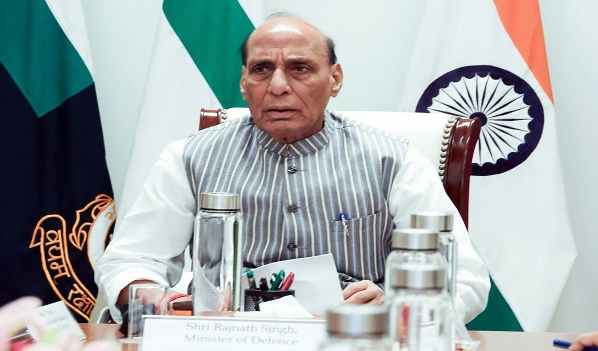 PM Modi की अपील का बड़ा असर, Rajnath Singh ने छोटा किया अपना काफिला।