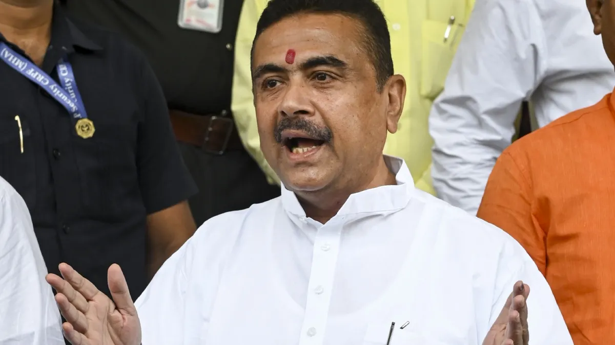 CM शुभेंदु अधिकारी का बड़ा ऐलान- “बंगाल के सभी सरकारी स्कूलों में ‘वंदे मातरम’ अनिवार्य”
