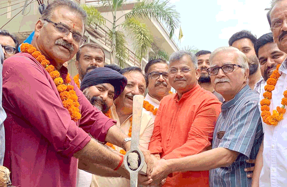 महानगर में विकास कार्यो को सर्वोच्च प्राथमिकता दे रहा निगम: महापौर