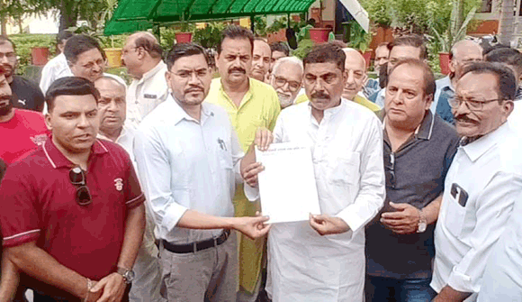 खत्री-पंजाबी समाज को रिफ्यूजी या पाकिस्तानी कहने पर गुस्साया पंजाबी समाज