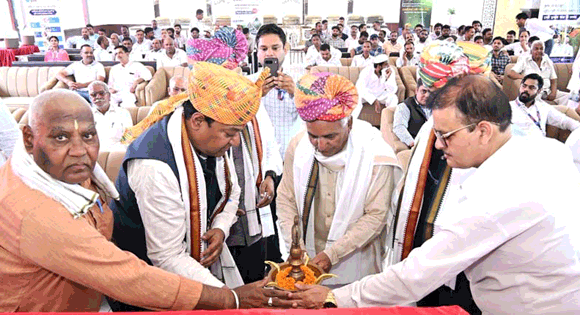 एसबीआई के तत्वावधान में स्मार्ट कृषि ग्राहक मिलन समारोह महोत्सव कार्यक्रम आयोजित