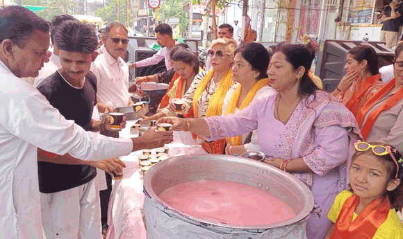 प्रेरणा क्षेत्र स्तरीय समिति द्वारा भव्य शरबत वितरण एवं जल सेवा कार्यक्रम संपन्न