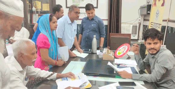 नगरायुक्त ने अधिकारियों को दिए अविलंब कार्रवाई के निर्देश