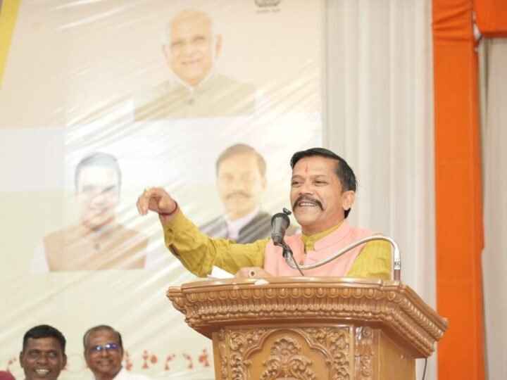 ‘शिक्षक ज्यादा वेतन के भूखे’, मंत्री रमेश कटारा के बयान पर बढ़ा विवाद; संगठन ने की माफी की मांग