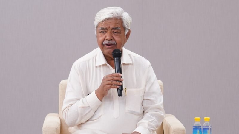 ‘मैं ये कहकर चंपत राय का बचाव नहीं कर रहा…’, राम मंदिर चंदा चोरी पर VHP का विस्फोटक जवाब