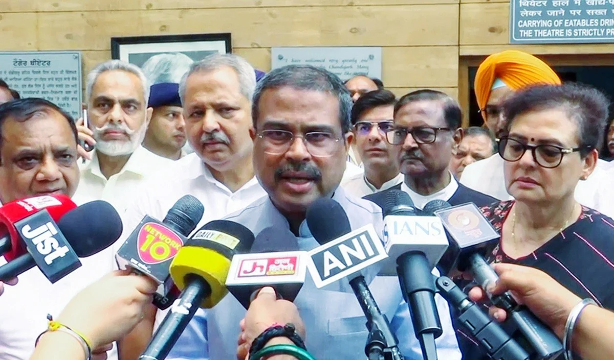 सिख गुरुओं के कथित अपमान पर धर्मेंद्र प्रधान का भगवंत मान पर हमला, नैतिक आधार पर इस्तीफे की मांग