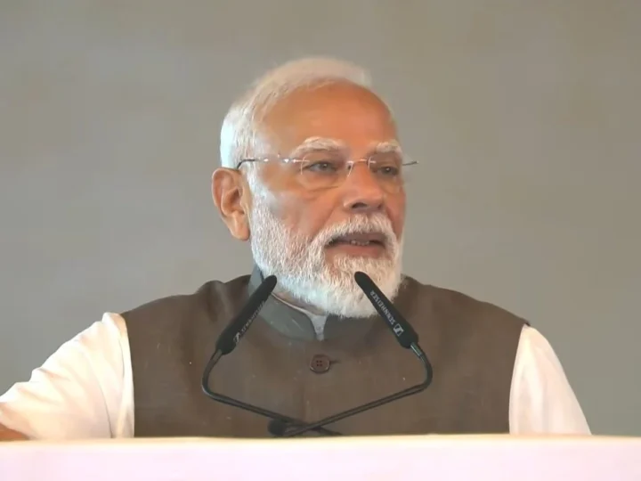 PM मोदी ने ओडिशा को दी 47 हजार करोड़ की विकास सौगात, बोले- यह लोकतंत्र और विकास का उत्सव
