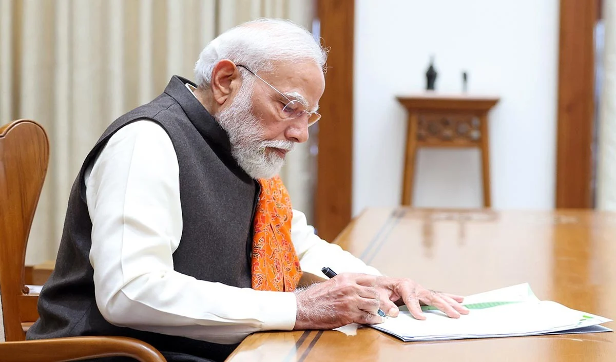 मोदी के नेतृत्व में बने रिकॉर्डों के लिए कैबिनेट ने पारित किया अभिनंदन प्रस्ताव, कई बड़े फैसले भी लिये गये