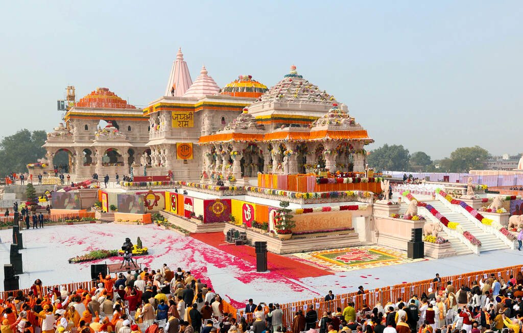 श्रीराम मंदिर के चढ़ावा में गबन मामले की PMO ने मांगी रिपोर्ट, अयोध्या पहुंचे निर्माण समिति के अध्यक्ष नृपेंद्र मिश्र