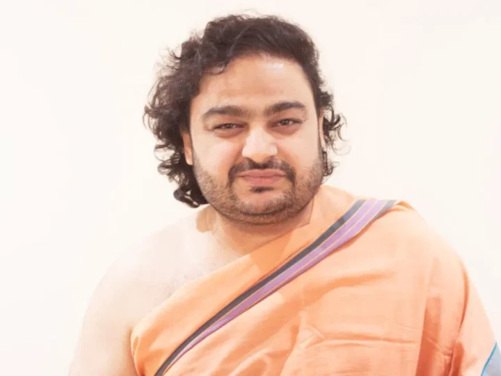 ‘जो उसके साथ हुआ वो…’, सूर्या के परिवार से मिले स्वामी दीपांकर, बुलडोजर एक्शन का भी किया समर्थन