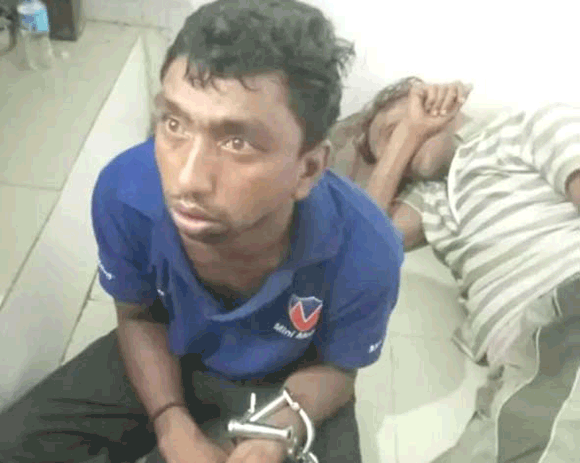 किराए को लेकर ई-चालक से हुई कहासुनी, चाकू मारकर की हत्या, सवारी फरार