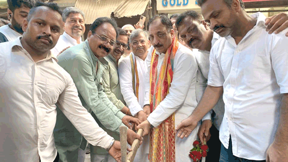 पूरी प्रतिबद्धता के साथ कार्य कर रहा है नगर निगम: महापौर