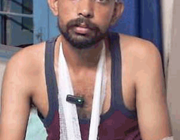 रास्ता न देने पर हुए विवाद में डॉक्टर पर हमला, जिला अस्पताल रेफर