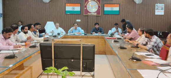 अपर जिलाधिकारी की अध्यक्षता में हुई जिला सड़क सुरक्षा समिति की बैठक