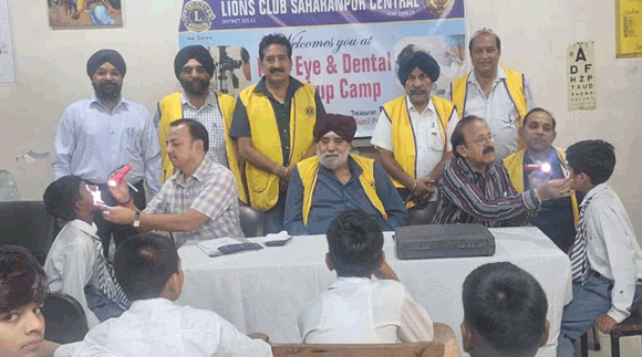 लायन्स क्लब द्वारा निशुल्क नेत्र एवं दंत परीक्षण शिविर का आयोजन