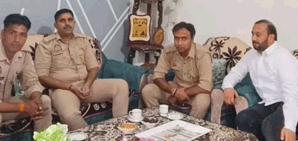 सांसद प्रतिनिधि व वरिष्ठ कांग्रेस नेता डॉ. माजिद को पुलिस ने किया हाउस अरेस्ट