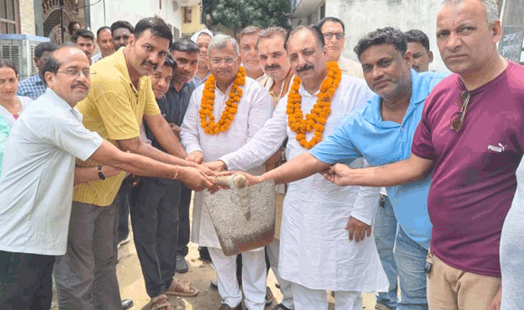 विकास की नयी इबारत लिख रहा है नगर निगम: महापौर