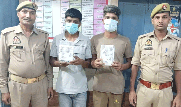 पुलिस के हत्थे दो शातिर नशा तस्कर, 480 ग्राम अवैध चरस बरामद