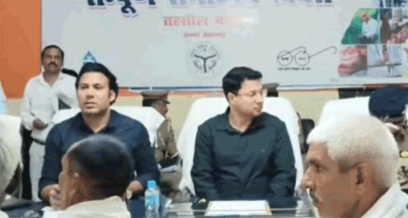 मंडलायुक्त ने संपूर्ण समाधान दिवस पर आने वाली शिकायतों को गुणवत्तापूर्ण ढंग से समाधान करने के निर्देश दिये