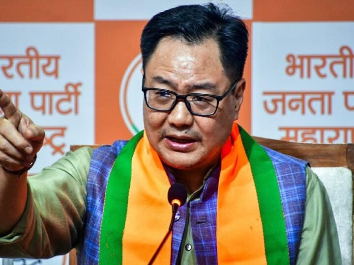 ‘महंगा पड़ेगा देश का अपमान’, न्यूयॉर्क में भागवत के कार्यक्रम से पहले तिरंगे के अनादर पर भड़के रिजिजू