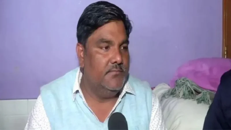 IB अधिकारी अंकित शर्मा हत्याकांड में ताहिर हुसैन दोषी, कोर्ट में फफक कर रोने लगा पूर्व पार्षद