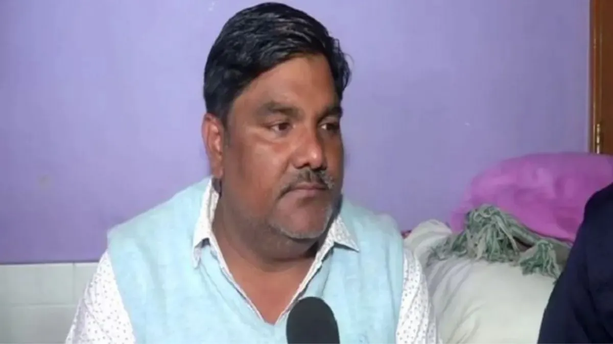IB अधिकारी अंकित शर्मा हत्याकांड में ताहिर हुसैन दोषी, कोर्ट में फफक कर रोने लगा पूर्व पार्षद
