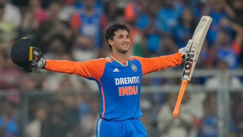 ‘अभिषेक शर्मा पर कड़े फैसले लो’, क्यों भड़के टीम इंडिया के पूर्व कप्तान