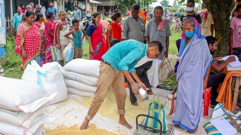 यूपी में राशन वितरण पर संकट के बादल, कोटेदारों ने दी अगस्त से हड़ताल की चेतावनी