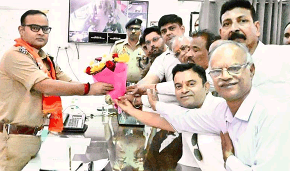 व्यापारियों ने एसएसपी को सौंपा ज्ञापन, की नशे के कारोबार पर अंकुश और बाजारों में रात्रि गश्त बढ़ाने की मांग