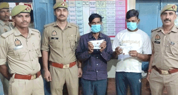 पुलिस ने किया चोरी की घटना का खुलासा, दो शातिर चोर किए गिरफ्तार