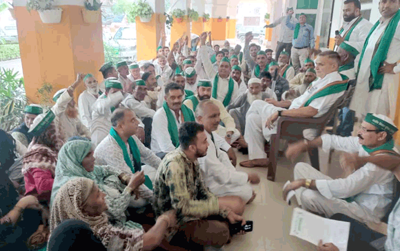 भाकियू रक्षक ने जिला प्रशासन को सौंपा चार सूत्रीय ज्ञापन