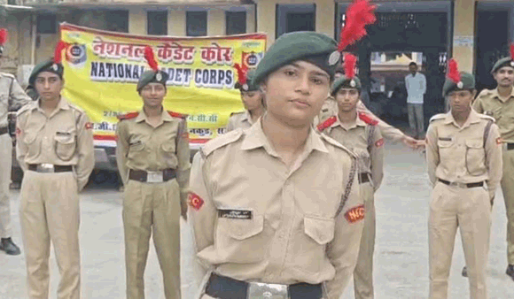 एनसीसी कैडेट्स ने टीबी रोग के कारण व बचाव के प्रति किया जागरूक