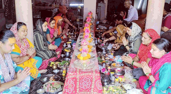पार्थिव शिवलिंग पूजा से होते हैं जीव के पाप क्षीण: कालेंद्रानंद महाराज