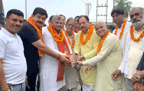 योगी सरकार में सहारनपुर ने विकास की करवट ली: महापौर