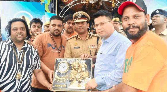 मंडलायुक्त व डीआईजी ने किया कांवड़ा यात्रा मार्ग एवं शिविरों का निरीक्षण