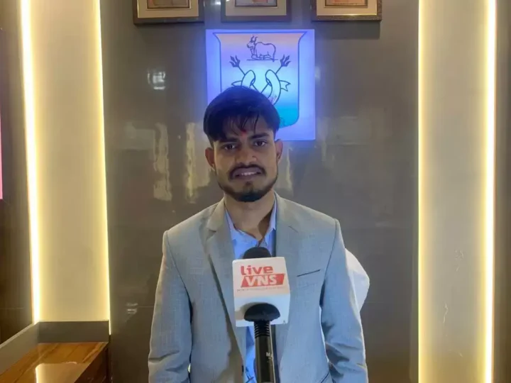 खराब स्ट्रीट लाइटों और जनशिकायतों पर नगर आयुक्त सख्त, ईईएसएल को 15 दिन में व्यवस्था सुधारने के निर्देश