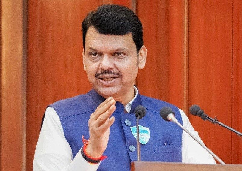 महाराष्ट्र में नए नियमों से बढ़ीं मुख्यमंत्री की शक्तियां, अब मंत्रियों के फैसले बदल सकेंगे CM देवेंद्र फडणवीस