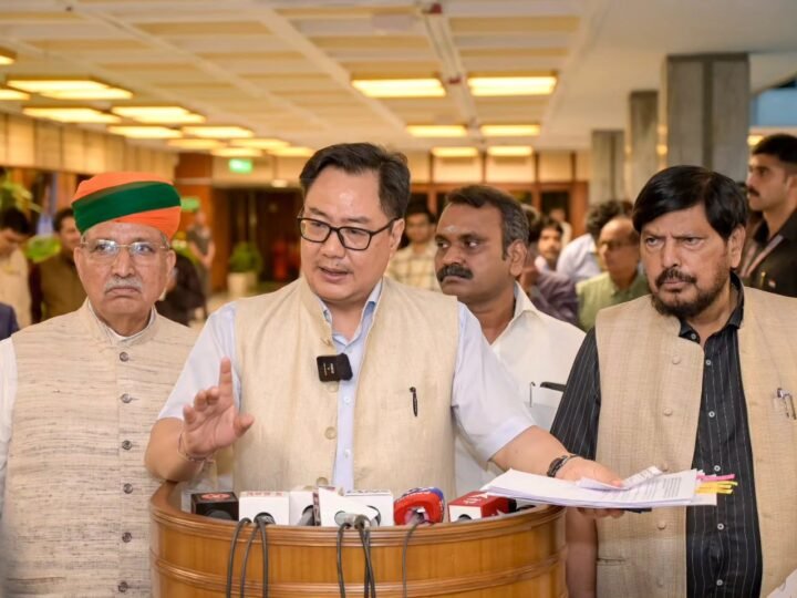 रिजिजू का तंज या तारीफ? महिला आरक्षण पर राहुल के लिए ऐसा क्या बोले?