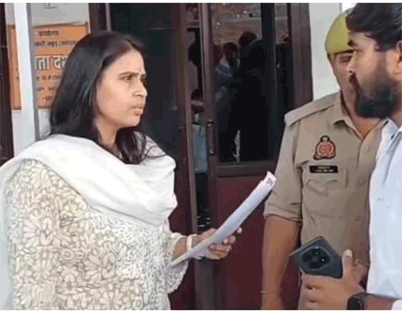 राष्ट्रीय बजरग दल ने एसडीएम को ज्ञापन देकर अधिकारियो के सीयुजी नबर ओन रखने का आग्रह किया