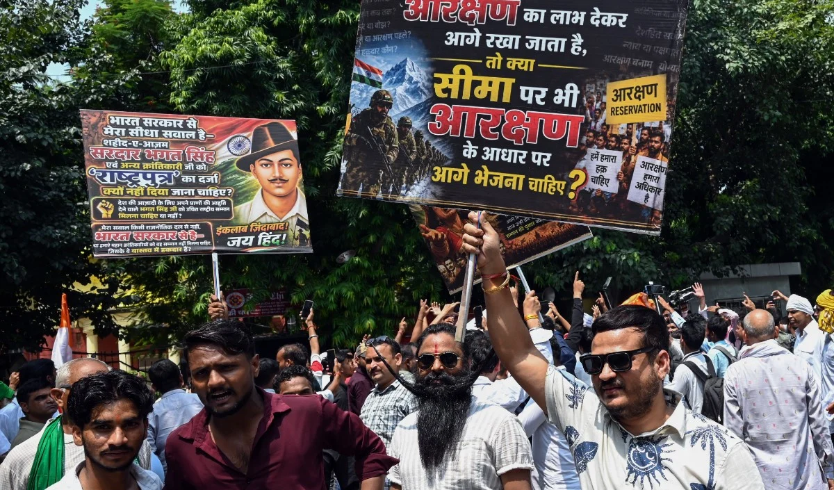 Jantar Mantar बना ‘आरक्षण हटाओ’ आंदोलन का नया केंद्र, BJP के Core Voters का हल्ला बोल!