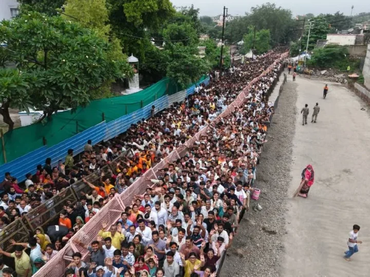 उज्जैन के नागचंद्रेश्वर मंदिर में अफरा-तफरी, दर्शनार्थियों की भीड़ बढ़ने से बिगड़े हालात, 3 लोग घायल