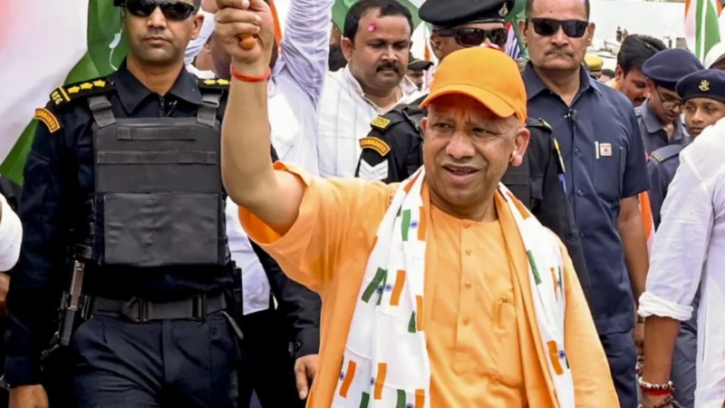 यूपी में 3 दिन तक मुफ्त यात्रा कर सकेंगी महिलाएं, रक्षाबंधन पर सीएम योगी का तोहफा