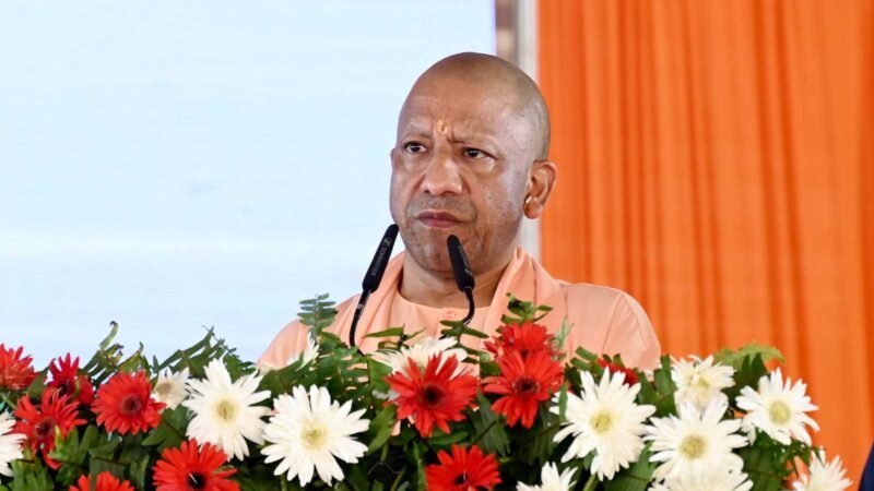 पूर्व PM अटल बिहारी वाजपेयी की पुण्यतिथि आज, CM योगी ने ऐसे किया याद