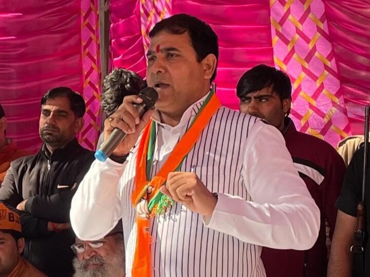मुलायम सिंह यादव पर नंदकिशोर गुर्जर की विवादित टिप्पणी, सपा बोली- ‘विधायक की सदस्यता रद्द हो, माफी मांगें’