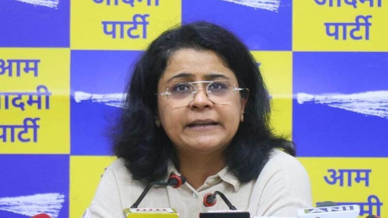 ‘चीनी के दाम 20 रुपये तक बढ़ गए’, AAP ने केंद्र सरकार को घेरा