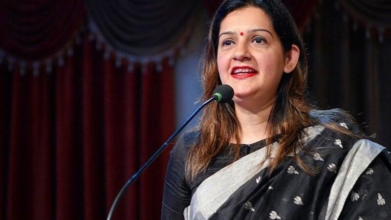 ‘सरासर गलत था’, NALSAR के खिलाफ बार काउंसिल के आदेश पर भड़कीं प्रियंका चतुर्वेदी