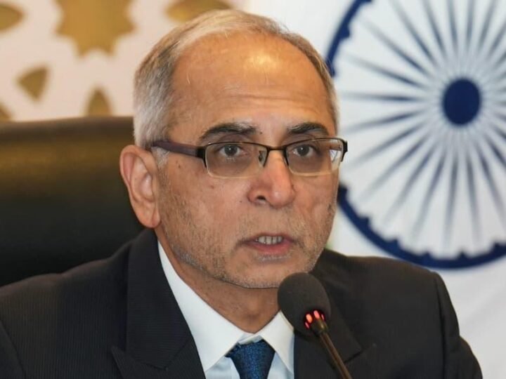 FCRA संशोधन विधेयक पर फैली अफवाहों का राजदूत विनय मोहन क्वात्रा ने किया खंडन, बताया क्या है सच्चाई