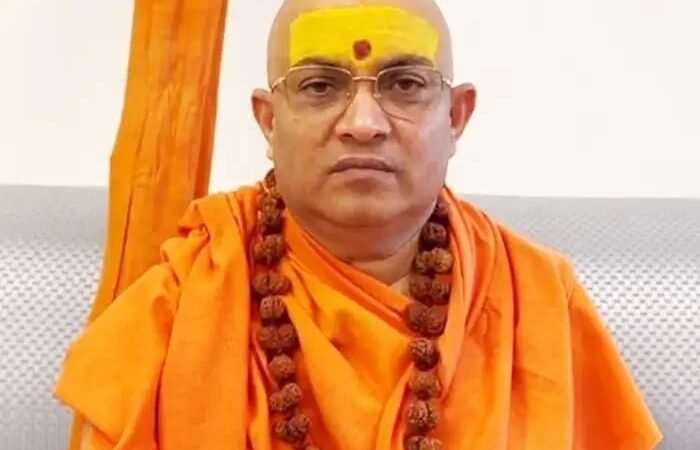 पुजारी बने पप्पू यादव तो संतों में गुस्सा, राष्ट्रपति से की बड़ी मांग