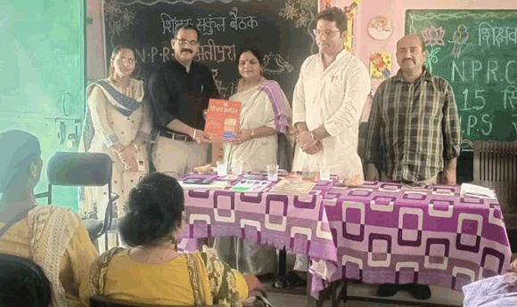 स्कूल बैठक में टीएससीटी और एनएससीटी के व्यापक प्रचार पर जोर